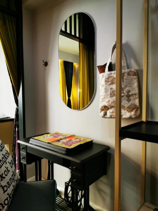Chomm House Bed and Breakfast Bangkok Buitenkant foto