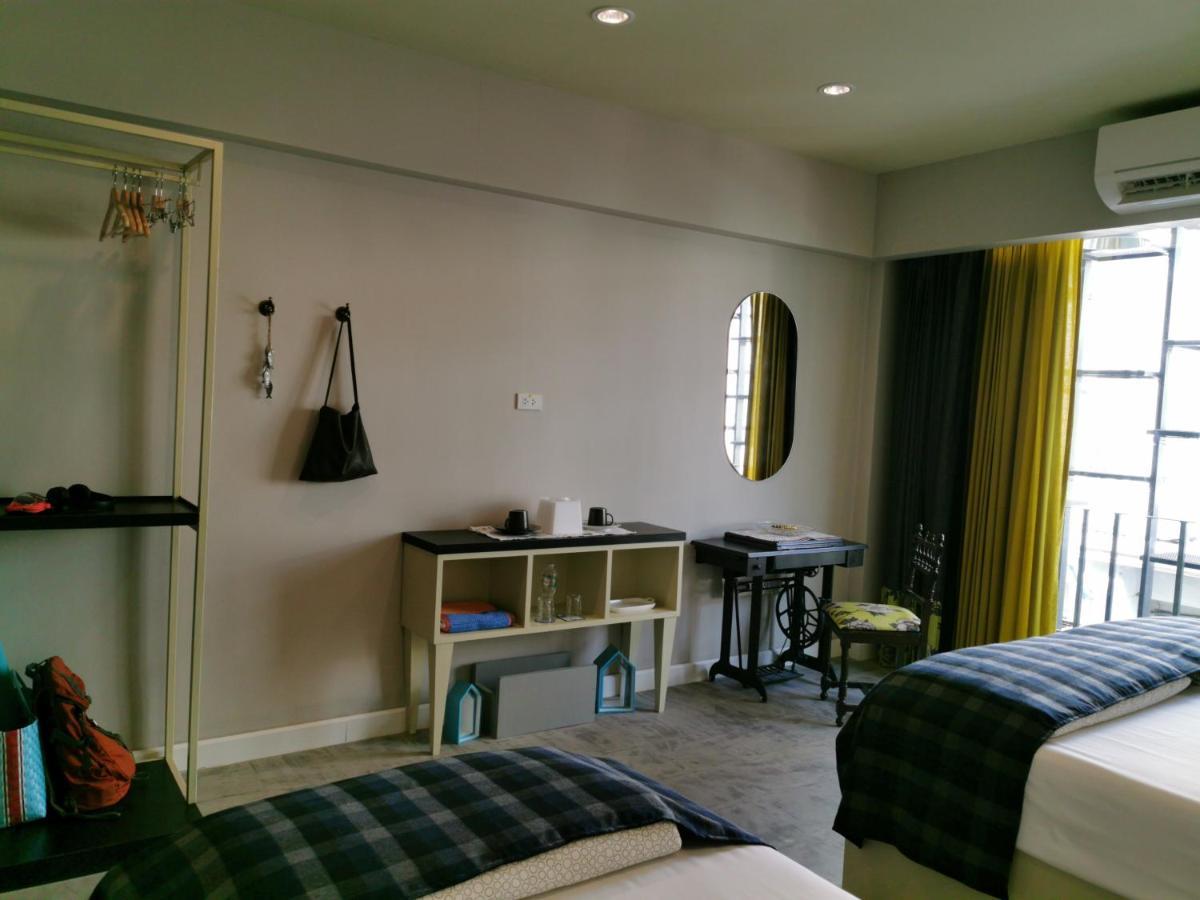 Chomm House Bed and Breakfast Bangkok Buitenkant foto