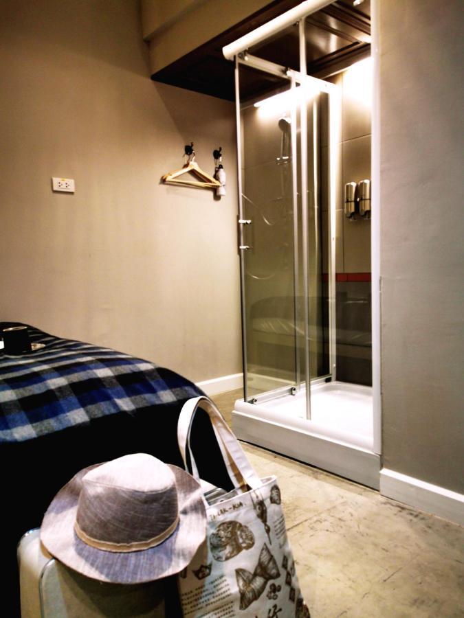 Chomm House Bed and Breakfast Bangkok Buitenkant foto