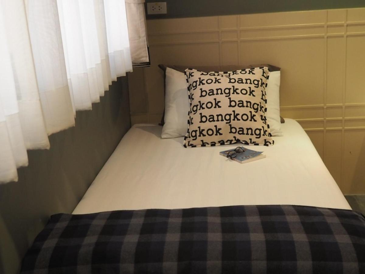 Chomm House Bed and Breakfast Bangkok Buitenkant foto